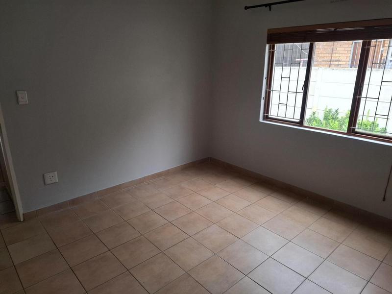To Let 1 Bedroom Property for Rent in Welgelegen Western Cape